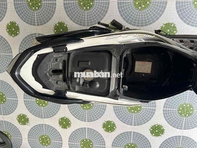 Yamaha Novo 5 Fi Trắng đen Đã sử dụng