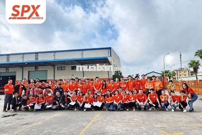 NHÂN VIÊN TRẠM GIAO NHẬN - KHO HẠ LONG