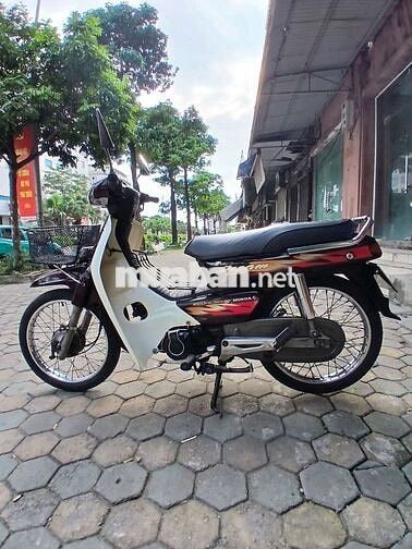 Honda Dream màu Đỏ, Trắng, Đen