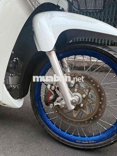Honda Future Neo 125 Trắng