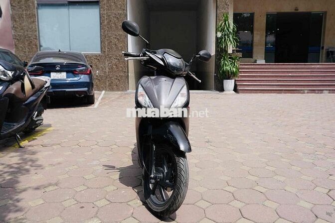 Bán xe Vison đen mờ 2016 xe cá nhân