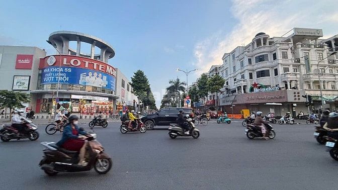 Bán đất tặng nhà 3L ngang 12m 132m2 hẻm 350/ Nguyễn Văn Lượng 14.8 tỷ