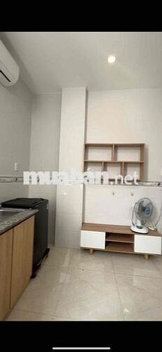 STUDIO NHỎ XINH CỬA SỔ THOÁNG - FULL NỘI THẤT
