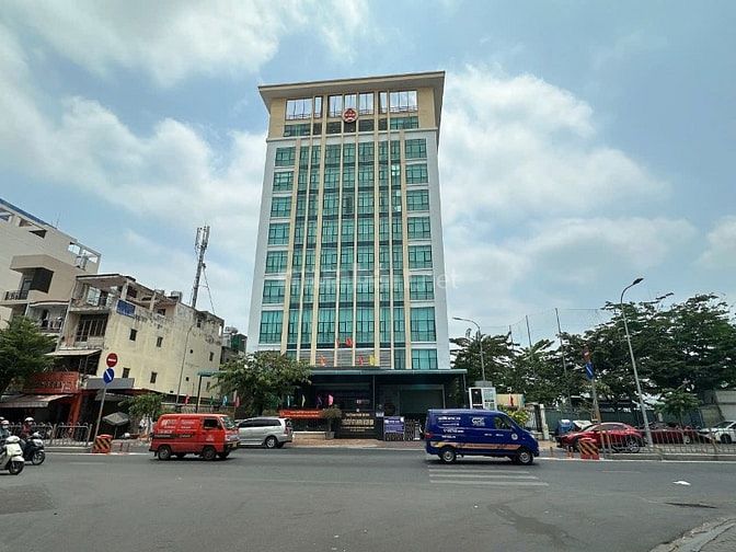 Bán đất tặng nhà 3L ngang 12m 132m2 hẻm 350/ Nguyễn Văn Lượng 14.8 tỷ