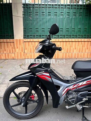 Cần Bán Wave Blade 2022 Đen 6K Km BSTP 9 Chủ Kí