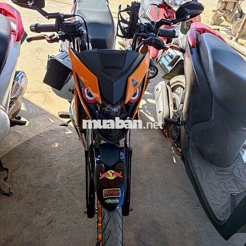 Honda Sonic 150R 2022 Cam trắng đen