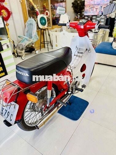 Honda DD C70 Đỏ Trắng