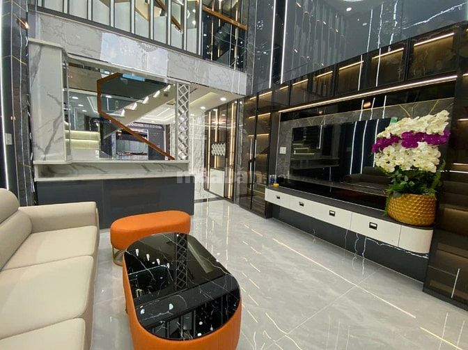 Nhà cao cấp khu dân cư An Sương, Quận 12, 4x13m, 5 tầng, 8,2 tỷ