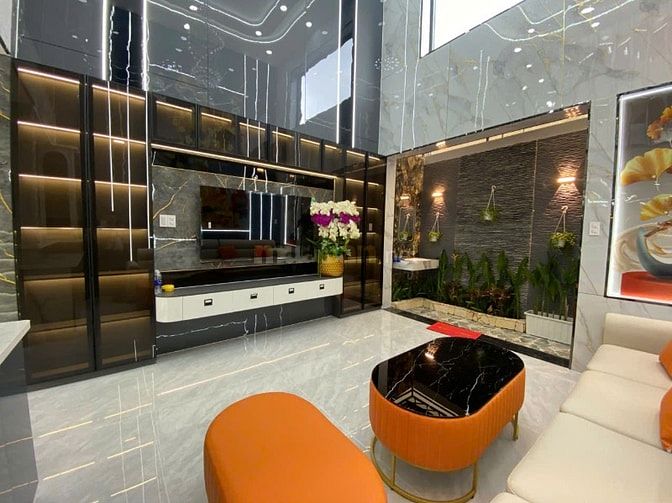 Nhà cao cấp khu dân cư An Sương, Quận 12, 4x13m, 5 tầng, 8,2 tỷ