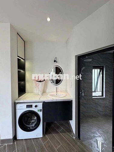 Phòng 40m2, ban công, giặt riêng ngay Chợ Bà Chiểu, Bình Thạnh gần Q1