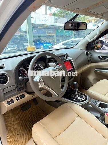 Nissan Navara Premium Z 2019 Trắng