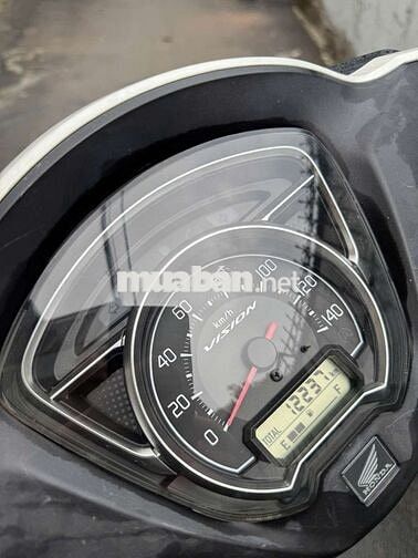 Vision 2024 Trắng Smartkey, biển Ba Đình