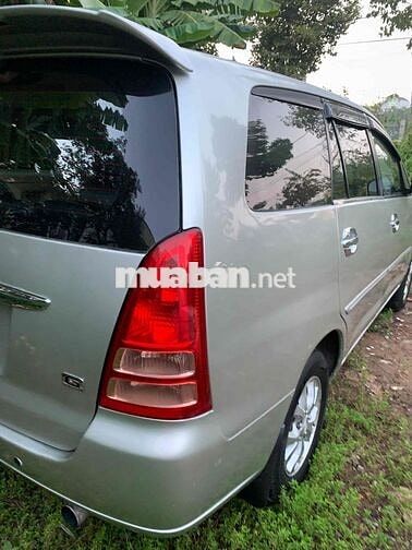 Toyota Innova G Bạc