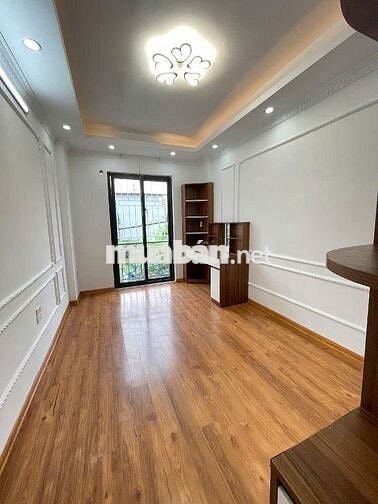 Cho thuê nhà Phúc Lợi, Long Biên, Nhà mới, 5 tầng, ô tô, full nội thất