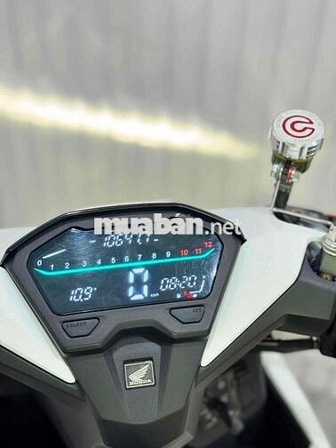 Honda Vario 125 Trắng đen