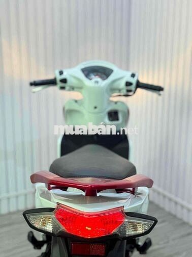 Honda Vision màu Trắng
