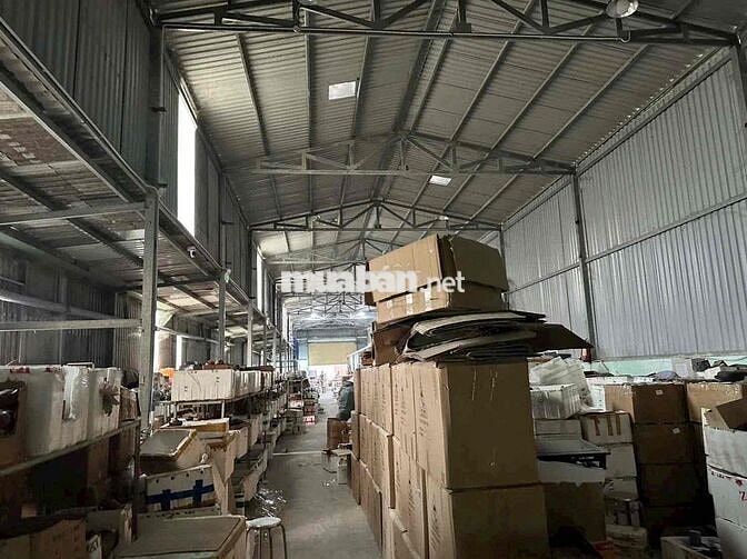 CHO THUÊ KHO 700M,5 PHÒNG LÀM VIỆC MÁY LẠNH,XE TẢI LỚN, APĐ, Q12