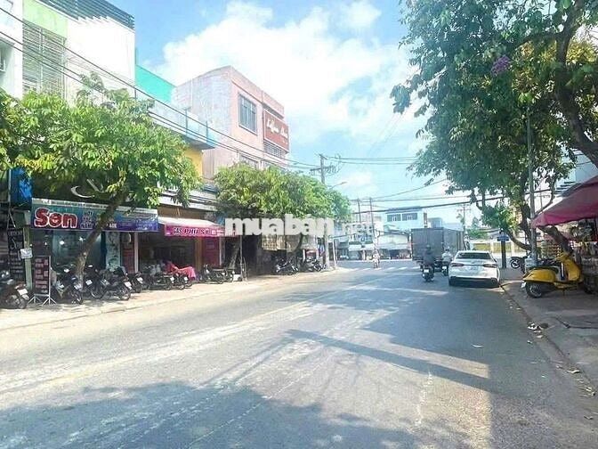 bán nhà trệt lầu mặt tiền trần ngọc quế