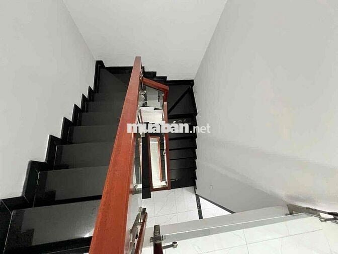 Chính Chủ Cho Thuê Nhà , Ngay Sát GA T3, Cộng Hoà , Go Trường Chinh