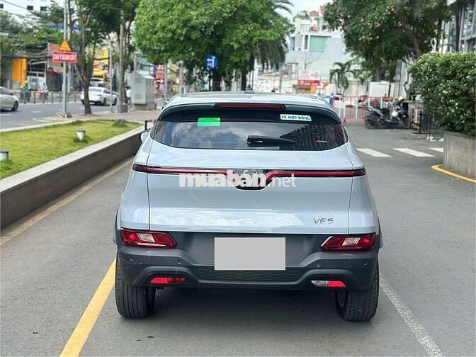 Vf5 Plus 2025 màu xám, odo 41.000