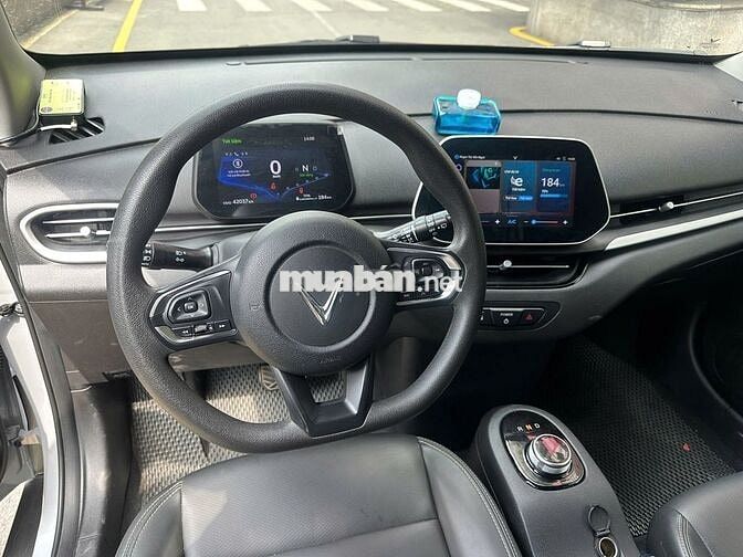 Vf5 Plus 2025 màu xám, odo 41.000