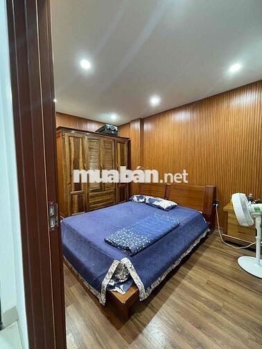 Nhà Kiệt Ô Tô Cách đường Chính 5m5 3m nhà 3 Tầng Mới