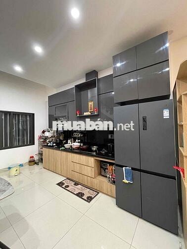 Nhà Kiệt Ô Tô Cách đường Chính 5m5 3m nhà 3 Tầng Mới