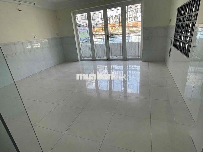 Cho thuê nhà góc 2MT hẻm 753 Tỉnh Lộ 10, P. Bình Trị Đông B, 5.7 x 18m
