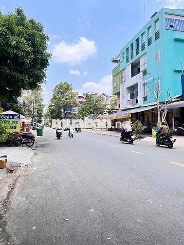 Cho thuê khu Tên Lửa, nhà góc 2MT đường Số 19, DT 10 x 20m, 2 tấm, giá
