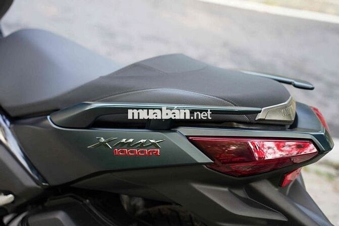 Yamaha XMAX 300 Xám đen