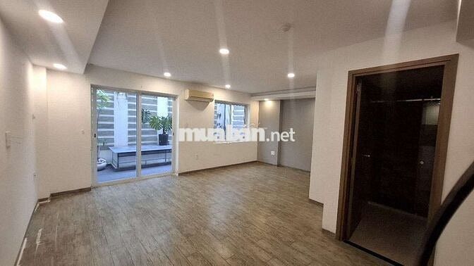Cho thuê mặt bằng/văn phòng 100m² Hưng Gia 1 Phú Mỹ Hưng
