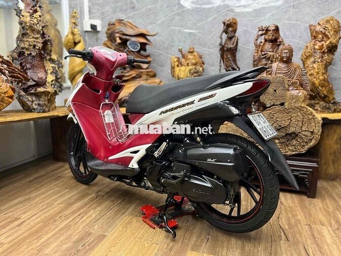 Suzuki Hayate S 125Fi dàn áo liền lạc, máy êm