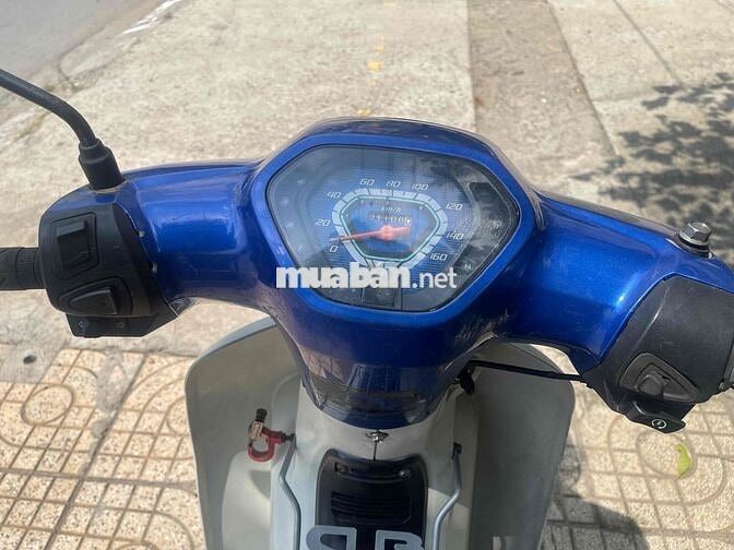 Honda Super Cub 50cc Xanh trắng