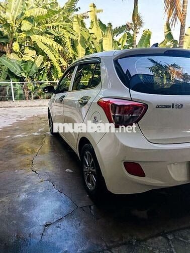 Hyundai i10 2015 Trắng Số sàn