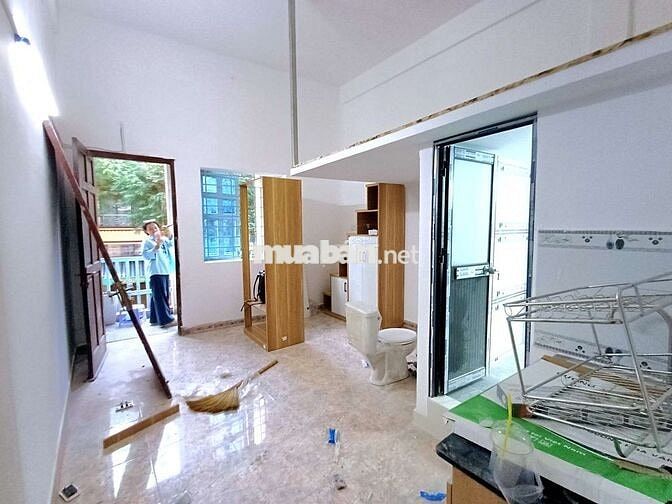 PHÒNG ĐẠI HỌC MỞ (OU GIA PHÚ)ĐI BỘ TỚI TRƯỜNG THUẬN TIỆN QUA TRUNG TÂM