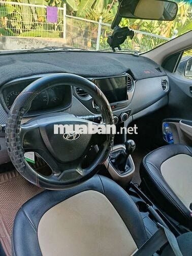 Hyundai i10 2015 Trắng Số sàn