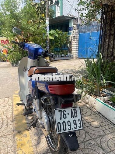 Honda Super Cub 50cc Xanh trắng