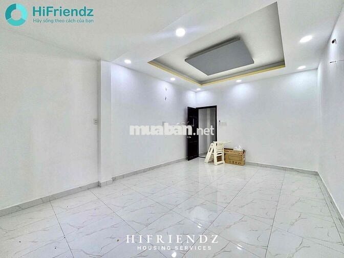 CHO THUÊ CĂN HỘ BAN CÔNG FULL NỘI THẤT MỚI NHƯ HÌNH, SÁT CẦU CHỮ Y Q5