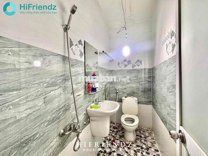 CHO THUÊ CĂN HỘ BAN CÔNG FULL NỘI THẤT MỚI NHƯ HÌNH, SÁT CẦU CHỮ Y Q5