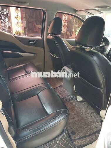 Nissan Navara 2017 Trắng