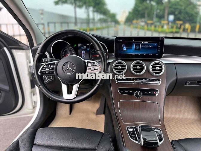 Mercedes-Benz C200 Exclusive 2021 Trắng cực đẹp