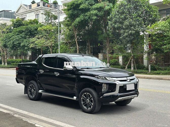 Mitsubishi Triton 2019 4x4 AT Mivec 11 vạn km Đen