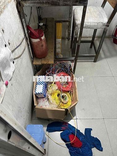 cần 1thợ 1 phụ điện nước khu vực thủ dầu một bình