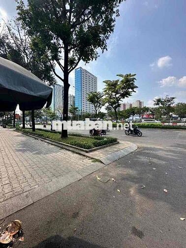 CẦN BÁN NHÀ CĂN GÓC ĐIỆN BIÊN PHỦ ĐƯỜNG Ô TÔ