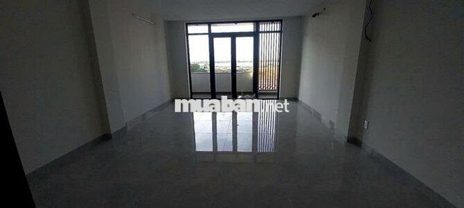 Siêu Phẩm 6 tầng thang máy giá rẻ