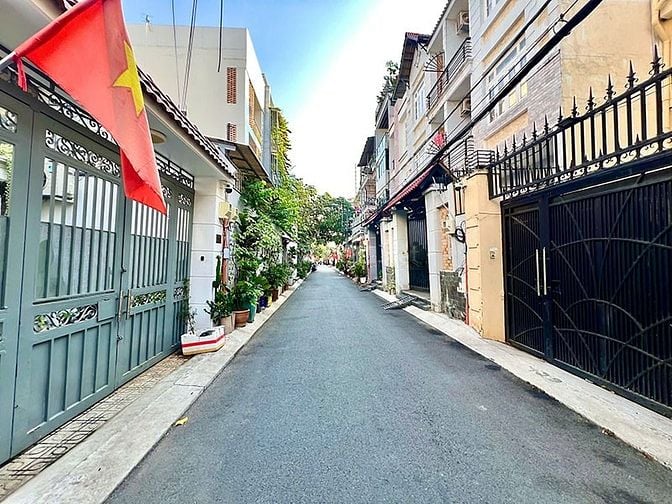 Bán nhà Thảo Điền khu Làng Báo Chí, 10m × 11m, dòng tiền 40tr/tháng