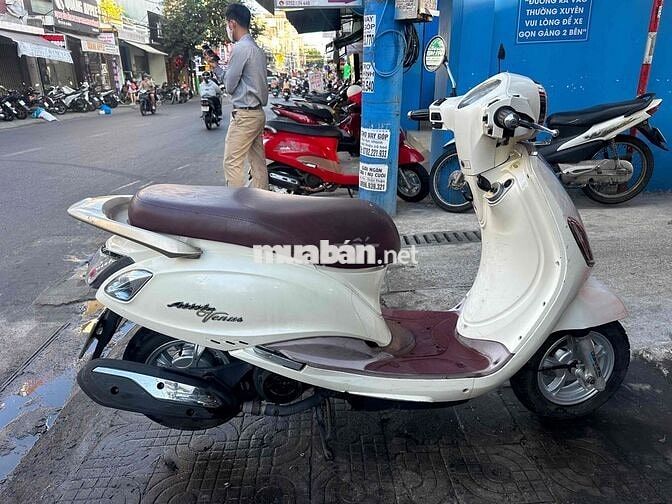SYM Venus Fi màu Trắng