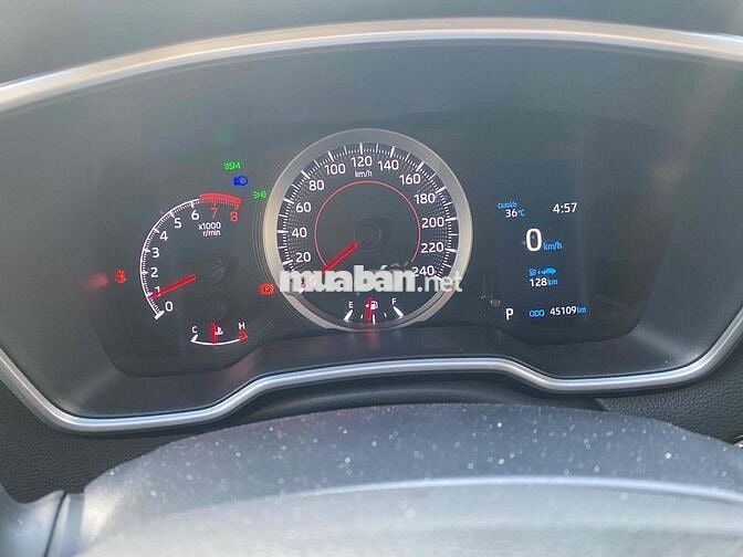 Toyota Corolla Cross 2021 1.8V Đỏ 45.000 km
