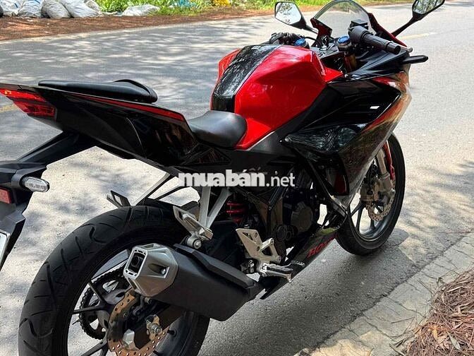 Honda CBR 2025 Đỏ 4000km