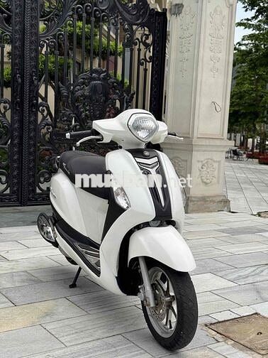 Yamaha Grande màu Trắng